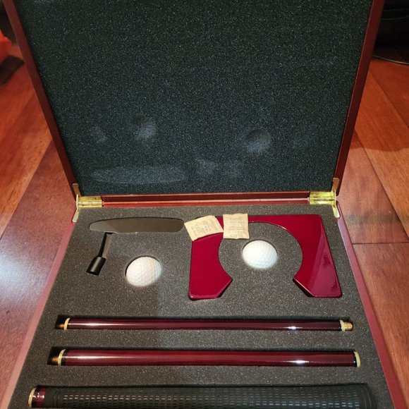 Nexxtech Golfer's Dream Gift Kit Stick 2x balls etc New in The Wood Case - Picture 2 of 6